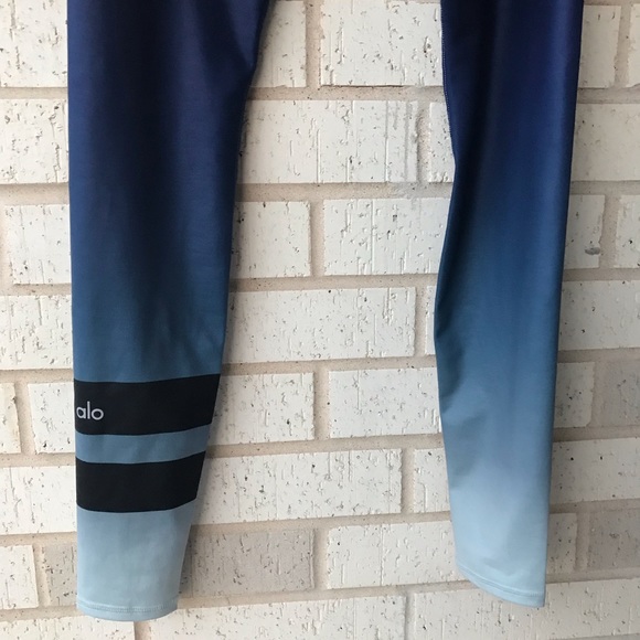 Alo Yoga Airbrush Blue Ombre Gradient Leggings XS - Picture 5 of 8